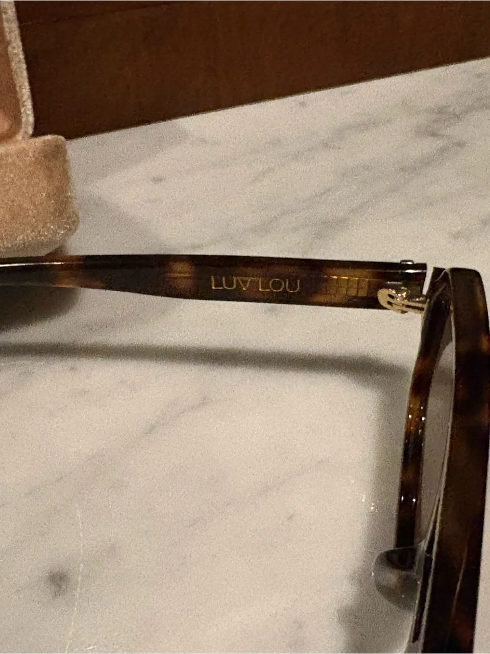 Luv Lou “The Banks” Aviator Sunglasses in Moss Tort
